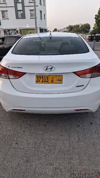 Hyundai Elantra 2012 5