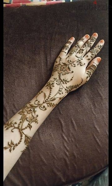 Stunning Henna Services 5