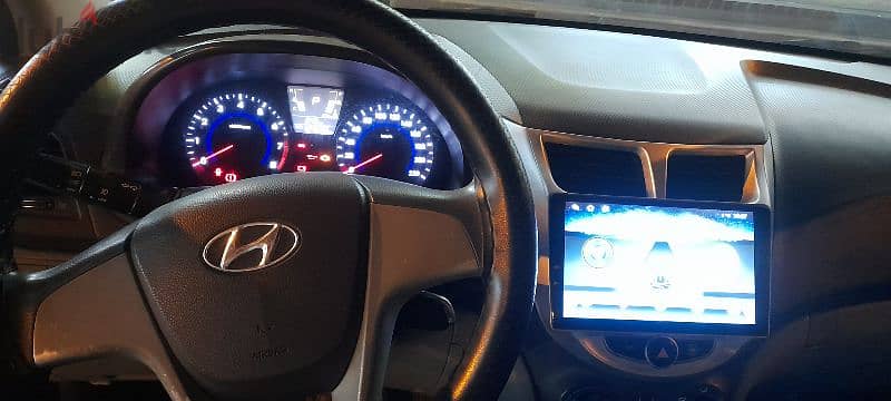 Hyundai Accent 2014 1