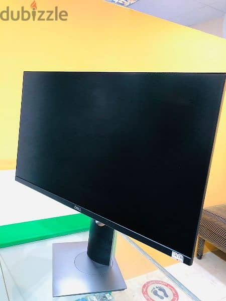 Dell slim LED monitor 24inch 1