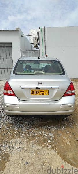 Nissan Tiida 2013 6