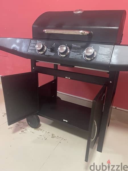 Gas grill 3 Burner for sale 5