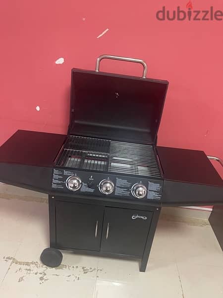 Gas grill 3 Burner for sale 6