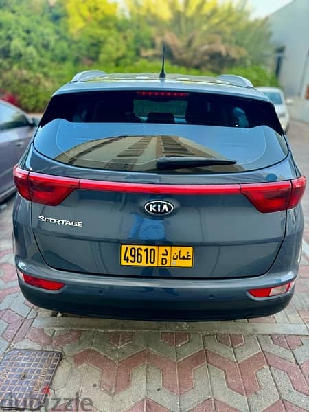 Kia Sportage Low milage 2016 model 67 k only lady use 10