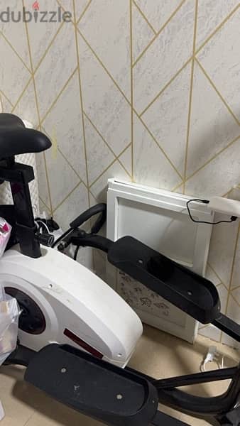 سيكل رياضي منزلي ، Home exercise bike, 1