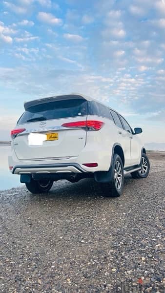 Toyota Fortuner 2019 1