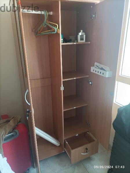 A 2 door wardrobe for sale 1