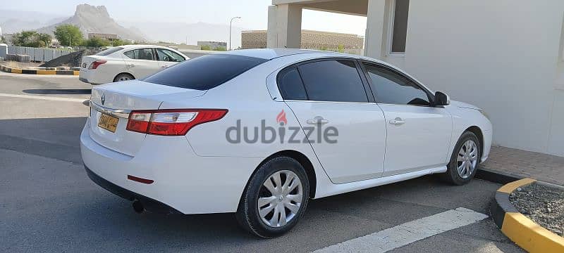 Renault Fluence 2012 5