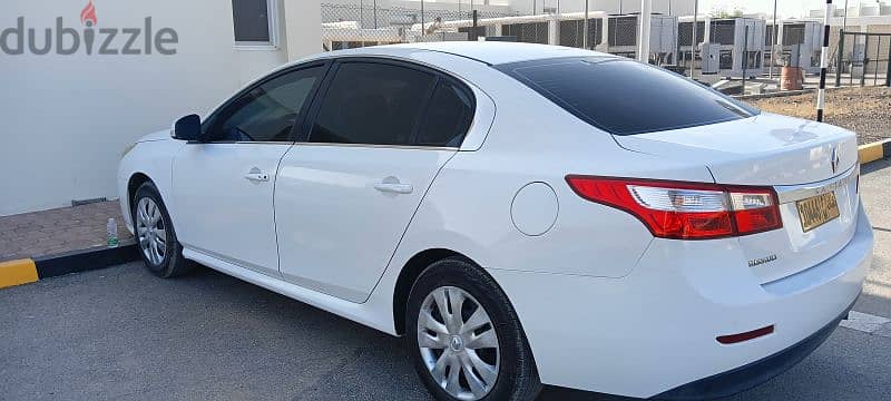 Renault Fluence 2012 10