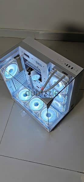 Gaming Case with 7 ARGB FANS with Remote 5