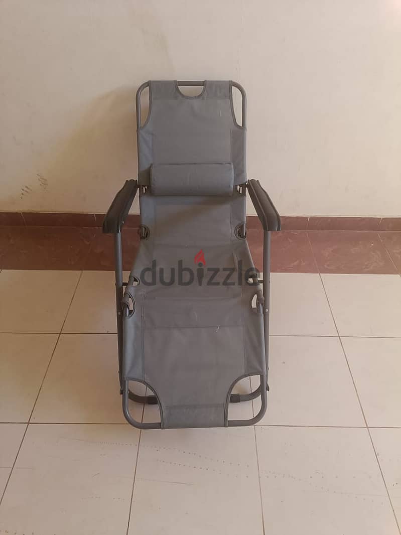 Folding Chair suitable for outing. 2