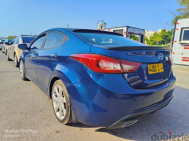 Hyundai Elantra 2012 8