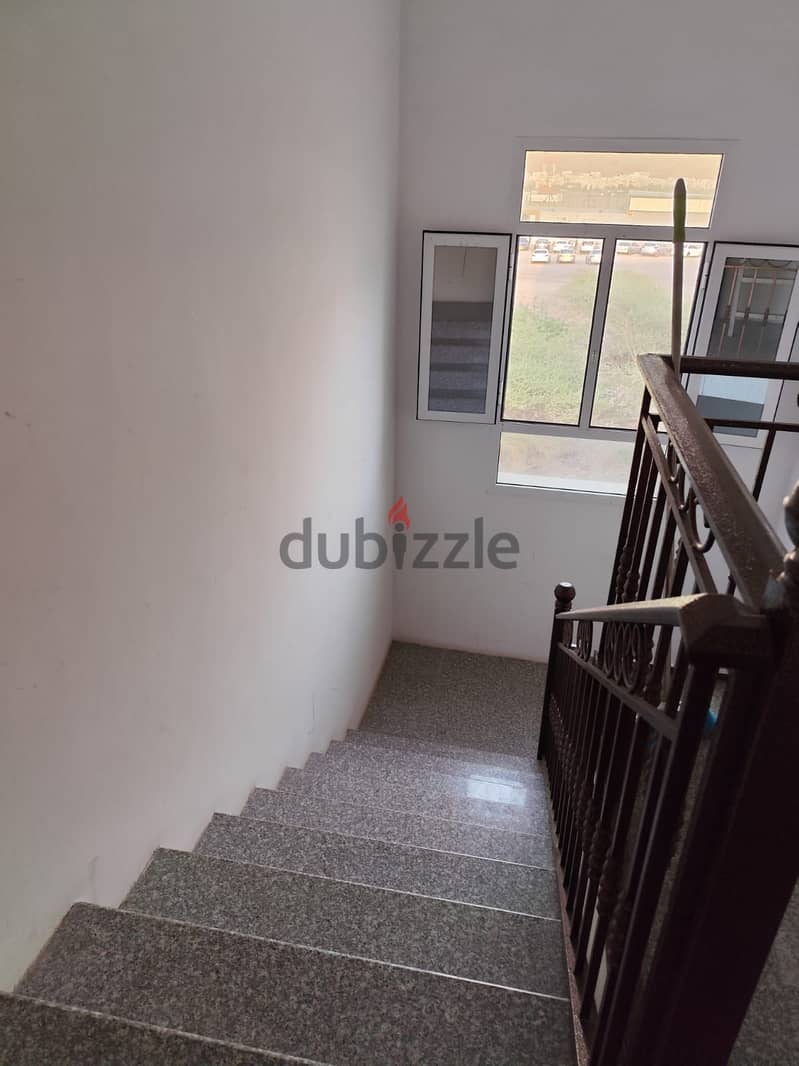 1 BHK AVALIABLE IN ALAMART CLOSE TO SULTAN CENTRE 16