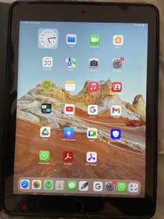 Apple ipad Air2 64gb 9.8 inch screen