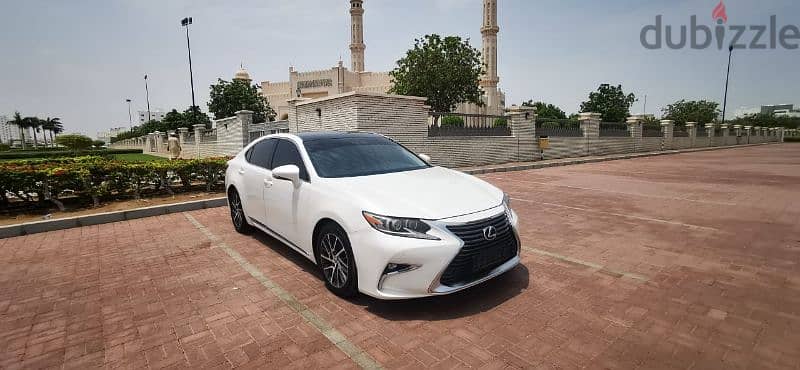 Lexus ES-Series 2017 1