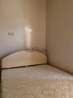 سرير لشخصين double bed