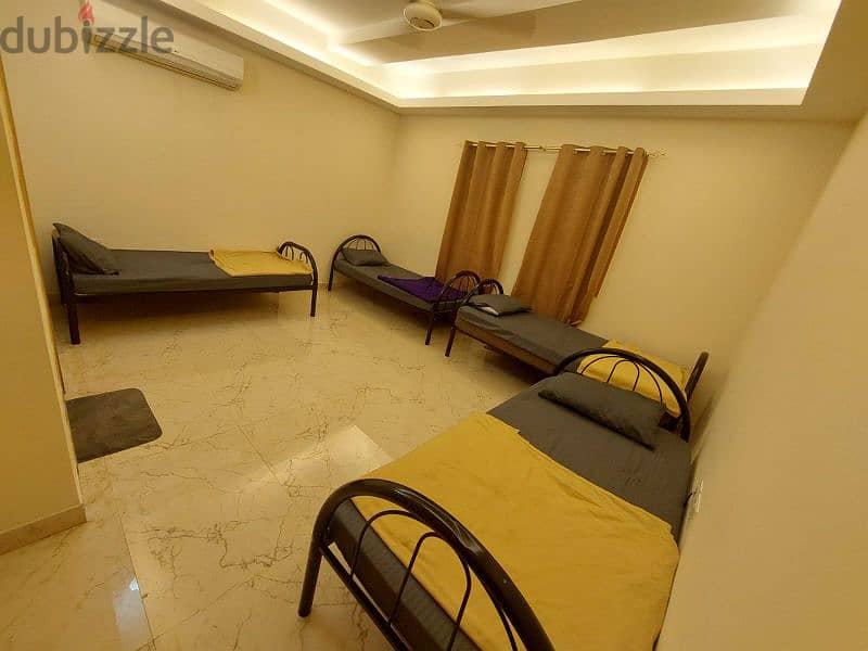 Luxury and Comfortable BED SPACE for daily and monthly  in alkhuwair 4