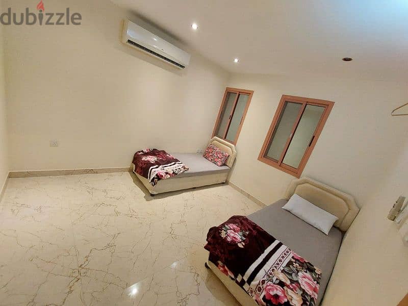 Luxury and Comfortable BED SPACE for daily and monthly  in alkhuwair 9