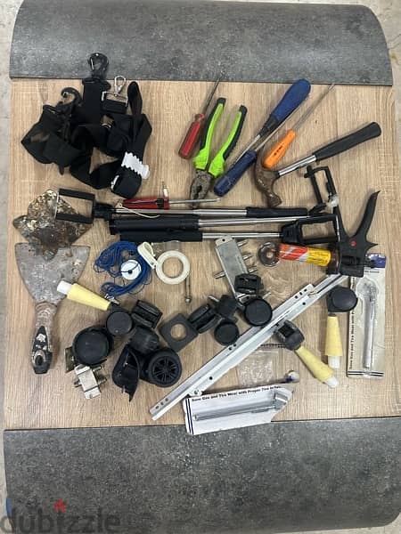 tools and accessories D lot 1