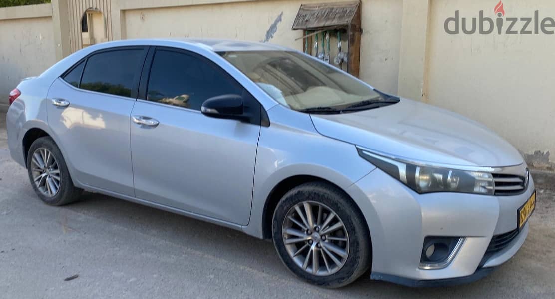 Toyota Corolla 2015 SE+ 3