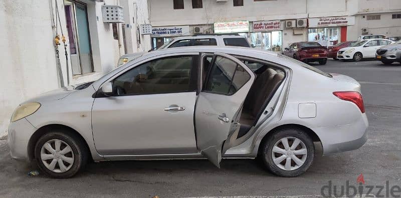 Nissan Sunny 2013 3