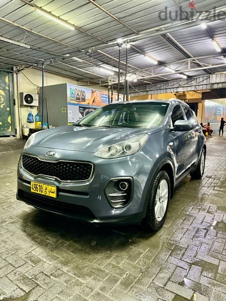 perfect condition Low milage 2016 kia sportage 67 k only lady use 4