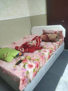 urgent sale bed and mattress 0