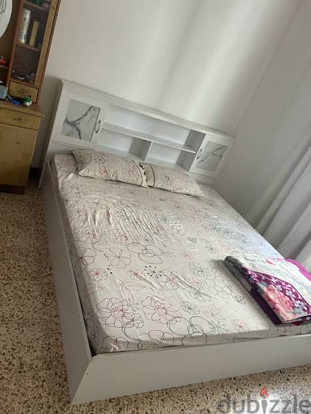 Queen size Cot for sell 2