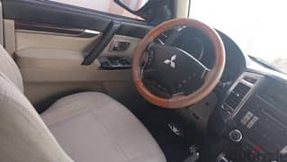 Mitsubishi Pajero 2015 0