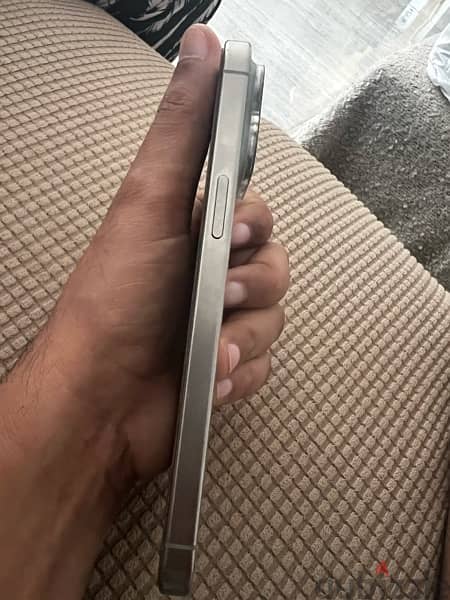 Iphone 15 Pro Max 256 GB 4