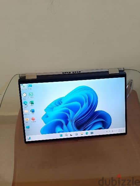 Dell X360 Touch screen Core i7 -16gb Ram 512gb ssd 14 Inch Screen 4