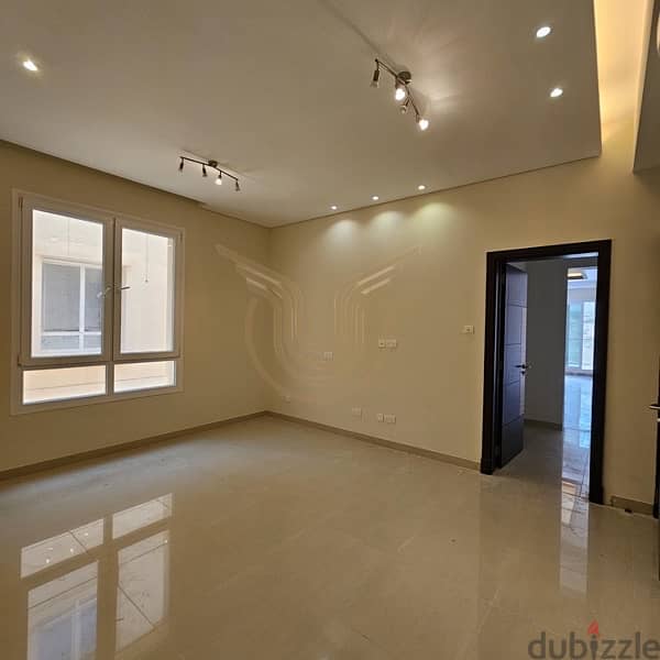 Luxurious villa for rent in Madinat al illam , price 2500 OMR 2