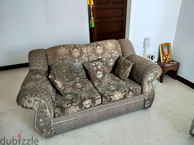 7 seater sofa - 50 rial 1