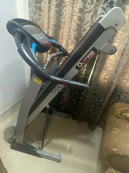 2 HP Motorized Treadmill with incline - Olympia made 2