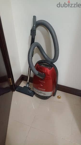 urgent sale Panasonic MC-5530 vacuum cleaner- 0