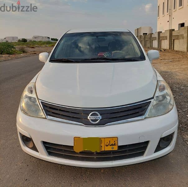 Nissan Tiida 2012 0