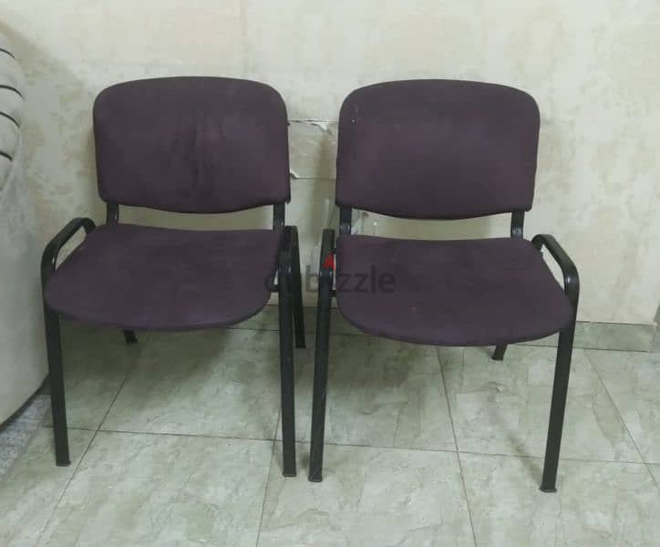 dinning table & 6 chairs for sale 0