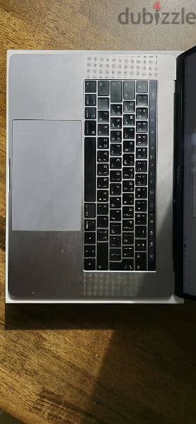 MacBook Pro 2019 i9 15 inch 3