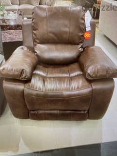 Great recliner sofa with thermostatic memory foam seat 0