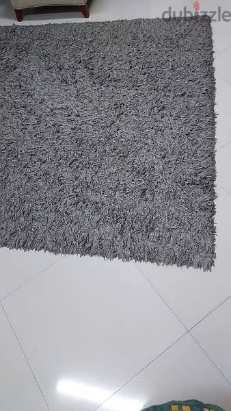 Grey big rug 1