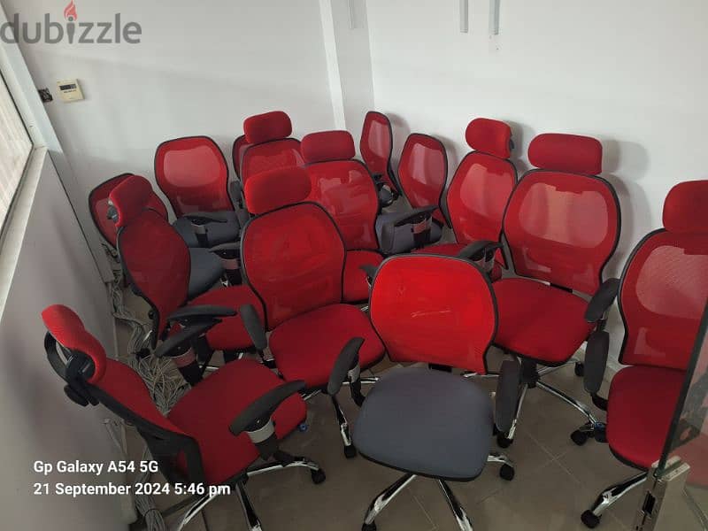 Urgent Sale of Used Office Furniture 4