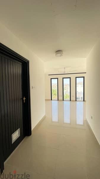 4 Bedrooms villa + Maids room-Jalmoud MSQ 7