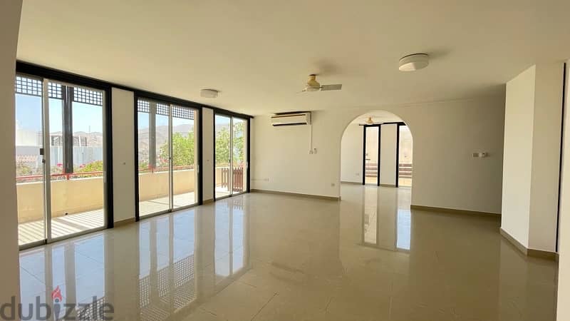 4 Bedrooms villa + Maids room-Jalmoud MSQ 8