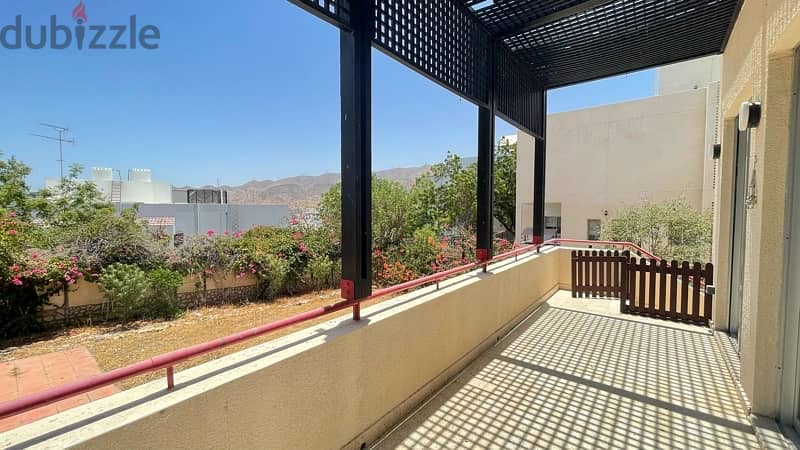 4 Bedrooms villa + Maids room-Jalmoud MSQ 9