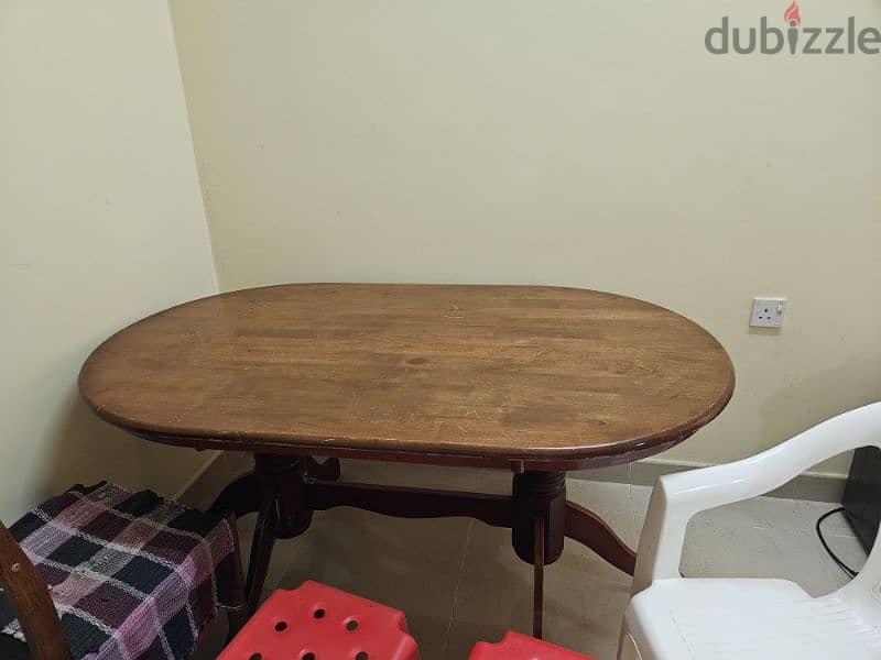 wooden dining table 0