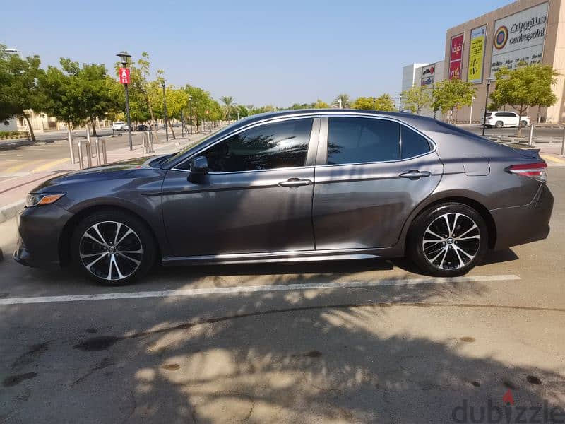 Toyota Camry 2019 1