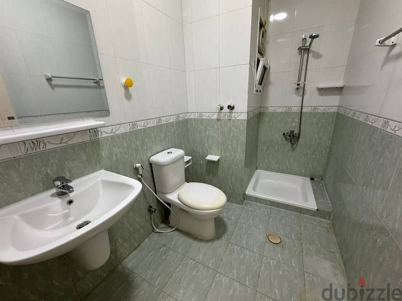 Vibrant  5+1BHK Townhouse for rent in Qurum PPV247 19