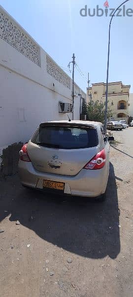 Nissan Tiida 2009 3