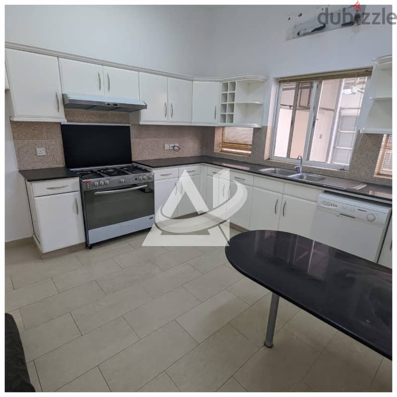 ADV910** 5BHK+Maid villa for rent in qurum heights 2