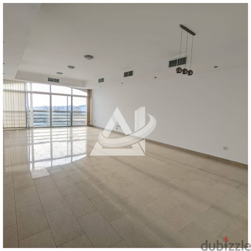 ADV910** 5BHK+Maid villa for rent in qurum heights 8